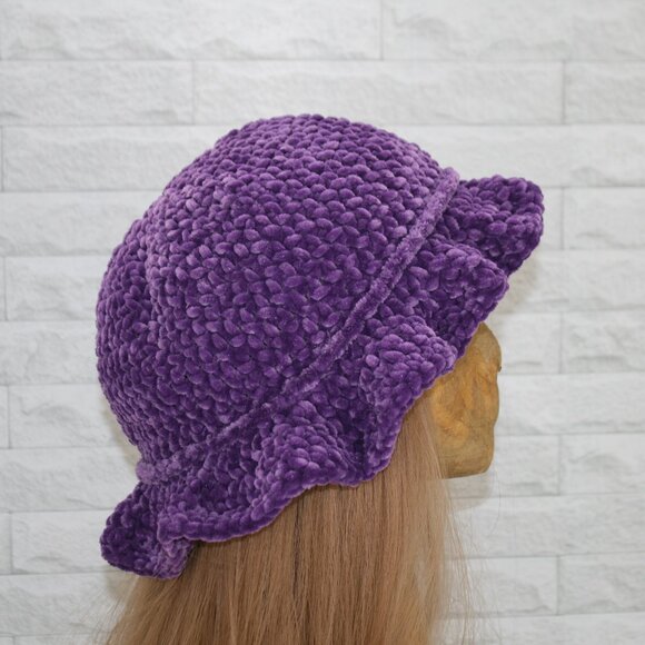 HAND CRAFTED Hat Crochet Bucket Chenille Winter Medium Ruffle Wide Brim Purple - Picture 4 of 12
